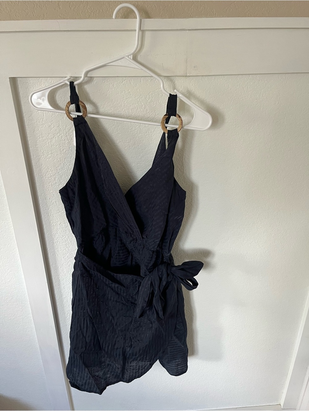 Saints + Secrets Women's Large Navy Tie Dress NWT